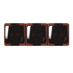 GNIAZDO POTRÓJNE 3X 2P+Z SCHUKO BRYZGOODPORNE KLAPKĄ DYMNĄ IP44, SMART, BRĄZOWY ORNO GNIAZDO POTRÓJNE 3X 2P+Z SCHUKO BRYZGOODPORNE KLAPKĄ DYMNĄ IP44, SMART, BRĄZOWY ORNO