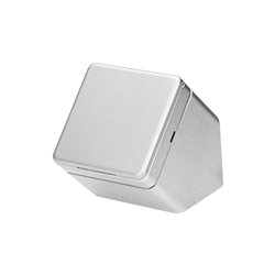 GNIAZDO MEBLOWE PODSZAFKOWE Z KLAPKĄ, IP44, 1X2P+Z, SREBRNE ORNO GNIAZDO MEBLOWE PODSZAFKOWE Z KLAPKĄ, IP44, 1X2P+Z, SREBRNE ORNO