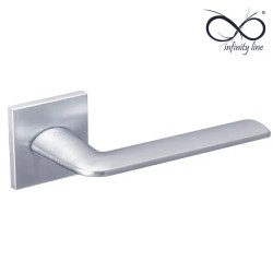 KLAMKA INFINITY NA ROZECIE KWADRATOWEJ 6MM STINGER FIT CHROM MAT