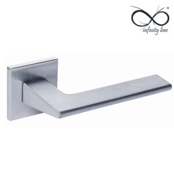 KLAMKA INFINITY NA ROZECIE KWADRATOWEJ 6MM SHARK FIT CHROM MAT