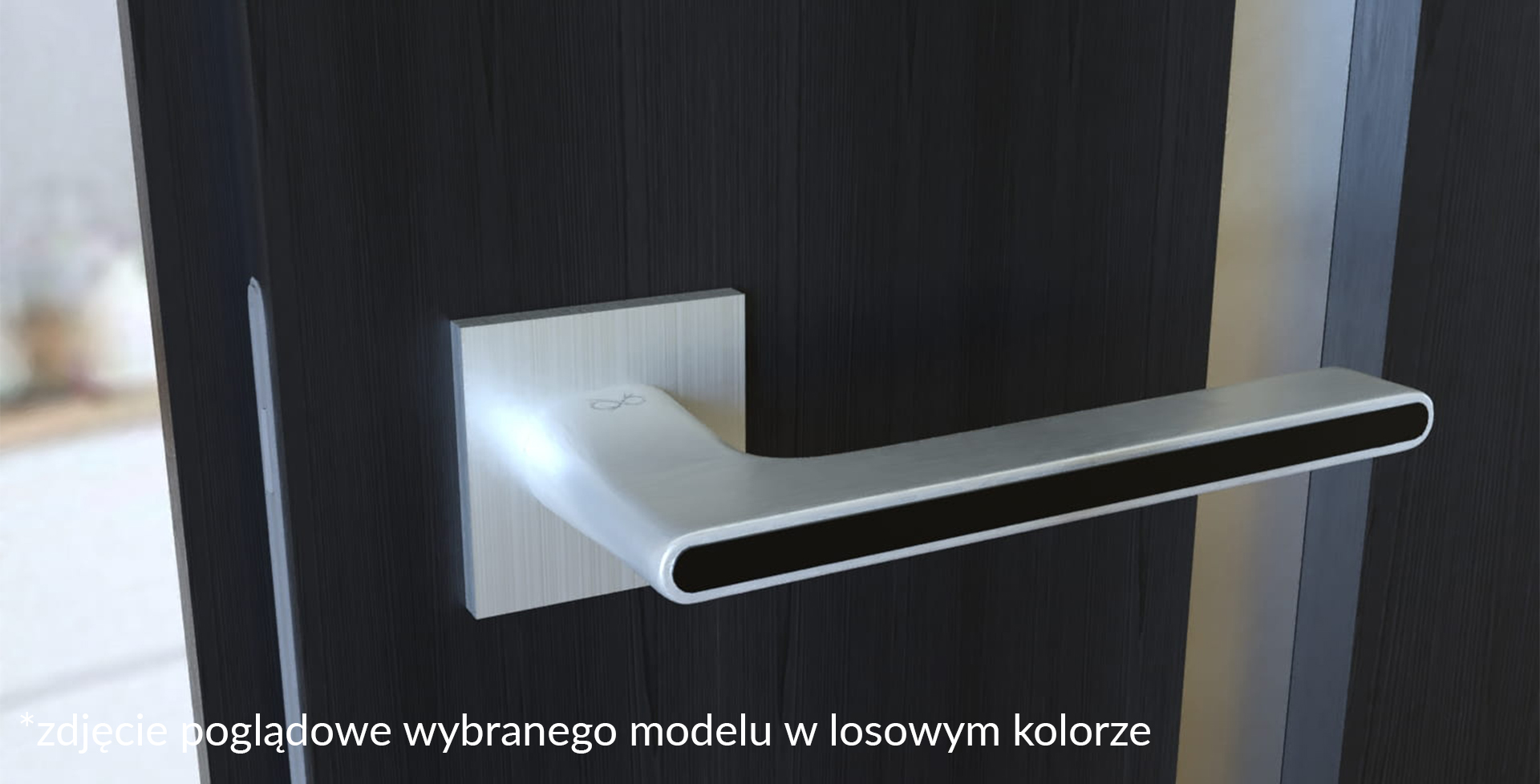 Klamka Infinity Na Rozecie Kwadratowej 5Mm Ferrara Slim Chrom Mat / Czarny