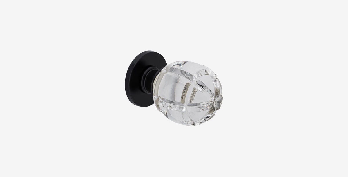 Elegancja i Nowoczesność: Gałka Kryształowa TUPAI 233 5S-153 R/R